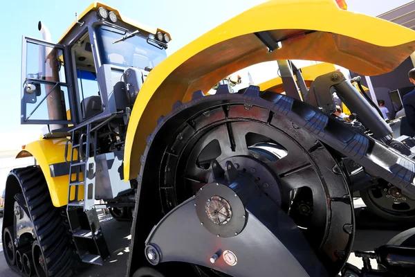 Machinery and Equipment Valuation for Mergers and Acquisitions