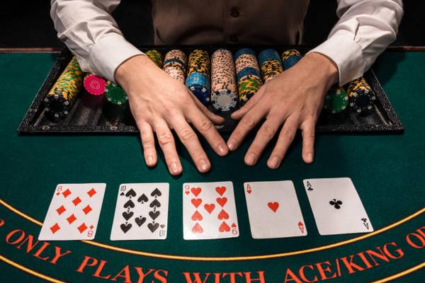 Exploring Game Details Before Playing at an online casino Singapore